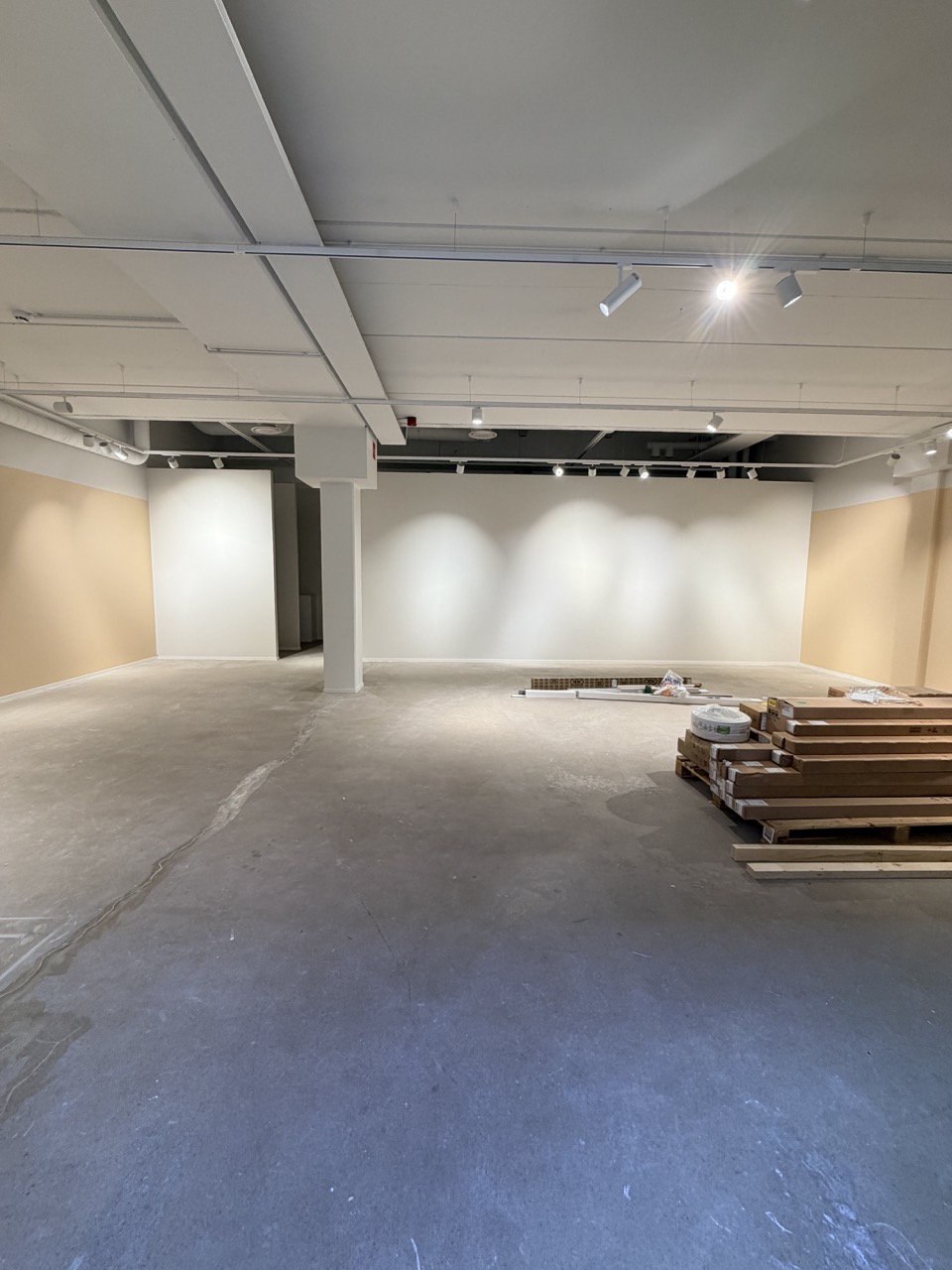 ICANIWILL – Helsinki Outlet – Myymälärakentaminen – kuva 9
